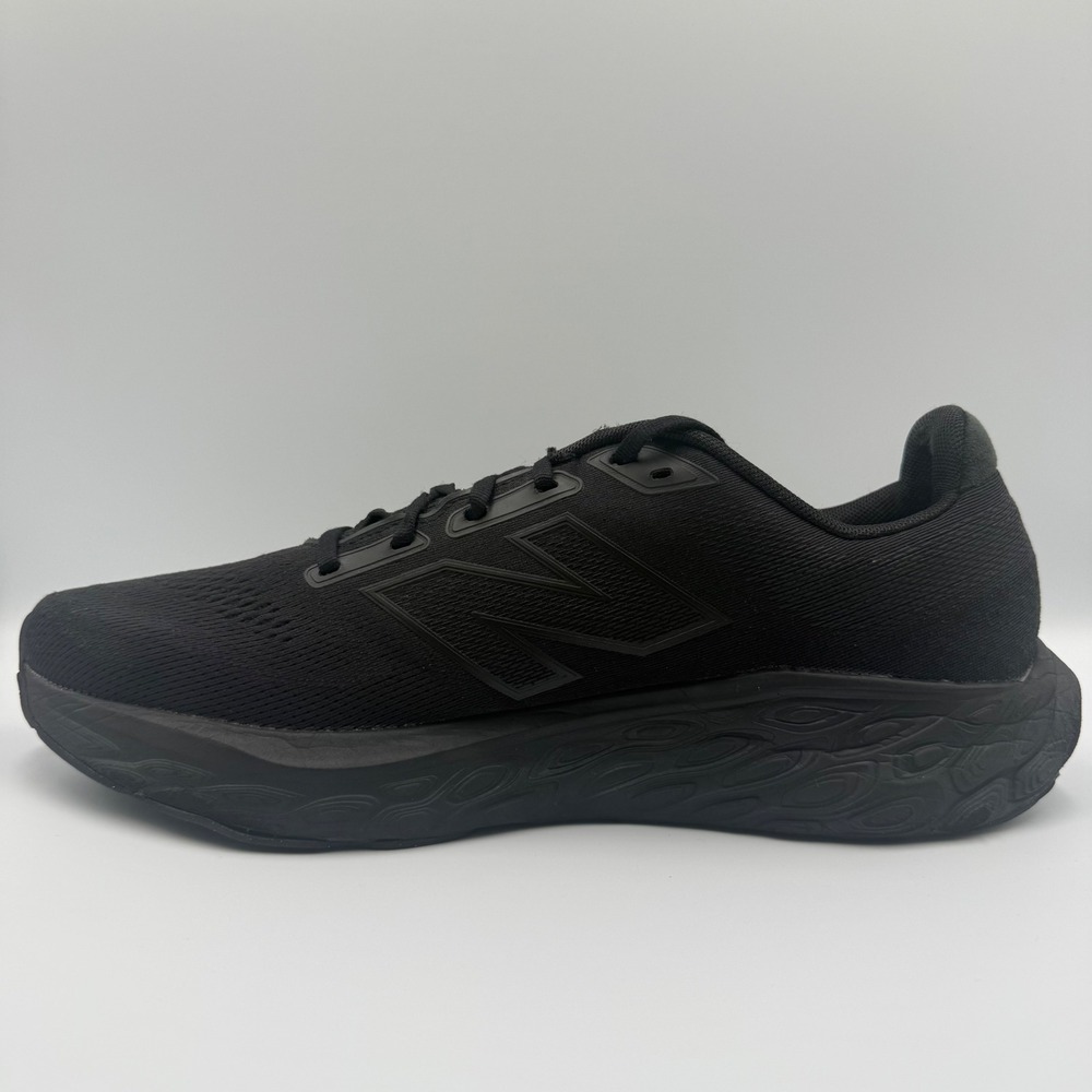 New Balance Fresh Foam X 880 v13 Men Size 12 Running Shoes Triple Black M880B13 - Picture 2 of 11